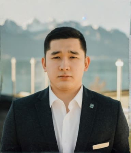 Timur Myan - HIM Alumni